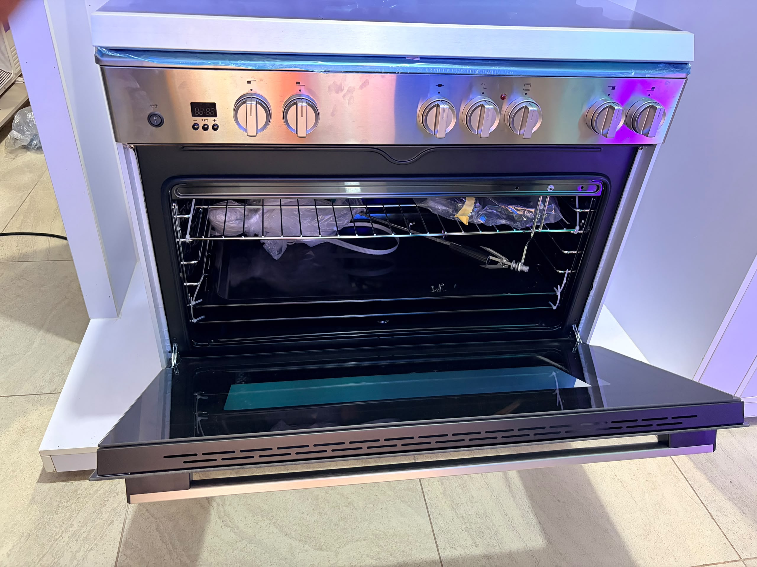 HAIER HCR6050EES – 5 Gas & Electric Oven 90CM